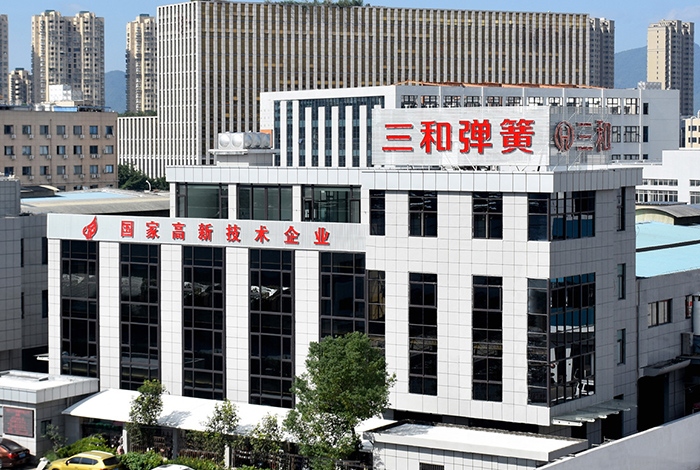 木紋鋁單板廠家：鋁單板現(xiàn)代建筑幕墻與裝飾的優(yōu)選材料
